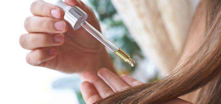 xr:d:DAGCEvhukPQ:11,j:6018359493873140750,t:24041102 Maintaining vibrant bronde hair color requires specific care. It ensures the unique mix of blonde and brunette tones stays fresh and bright.
