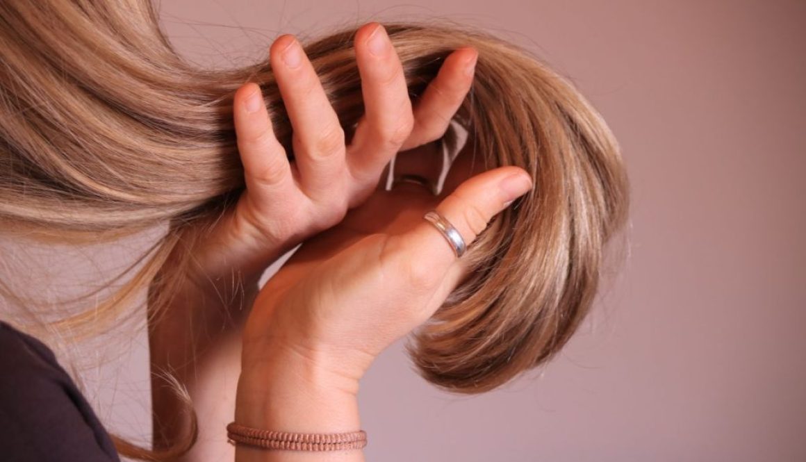 Hair that uses hair products with silicon.